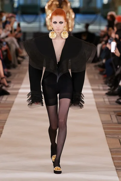 Look 4